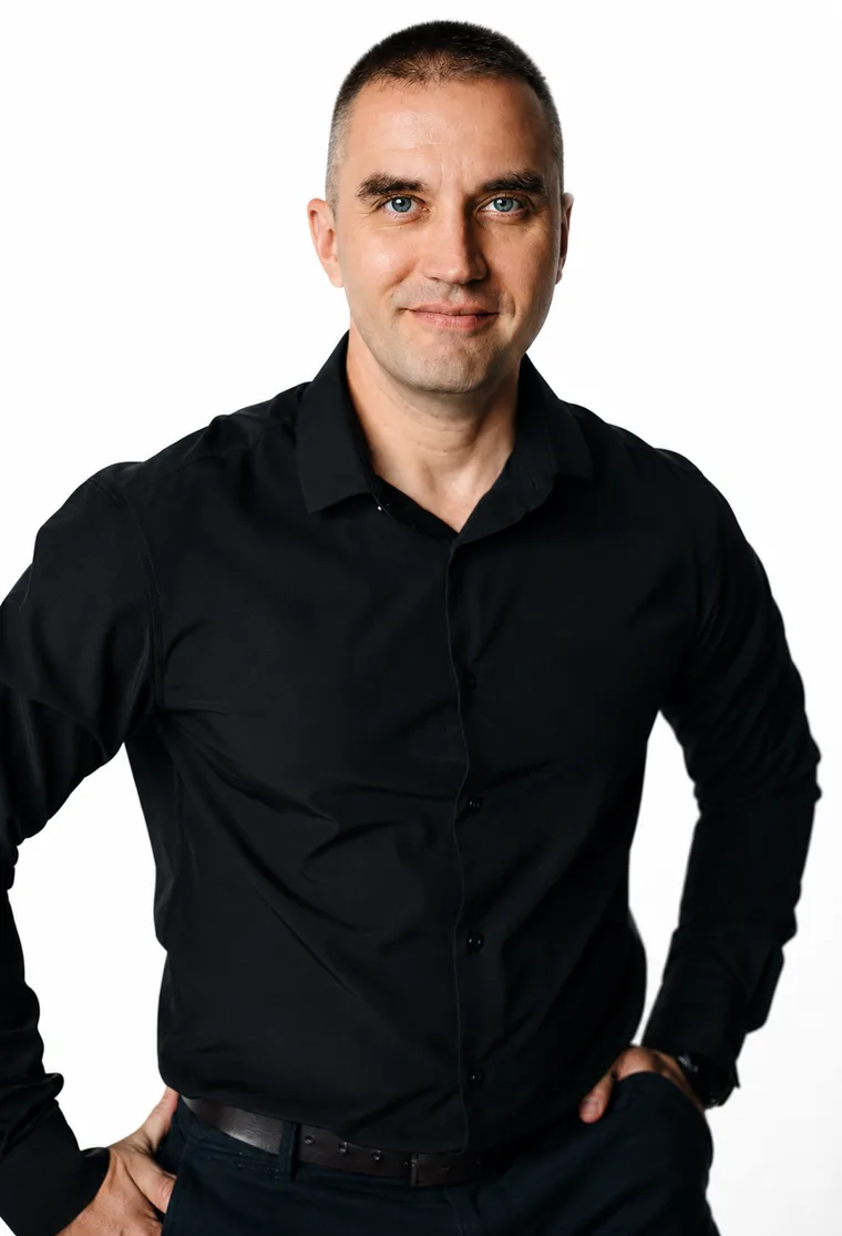 Константин Сержан